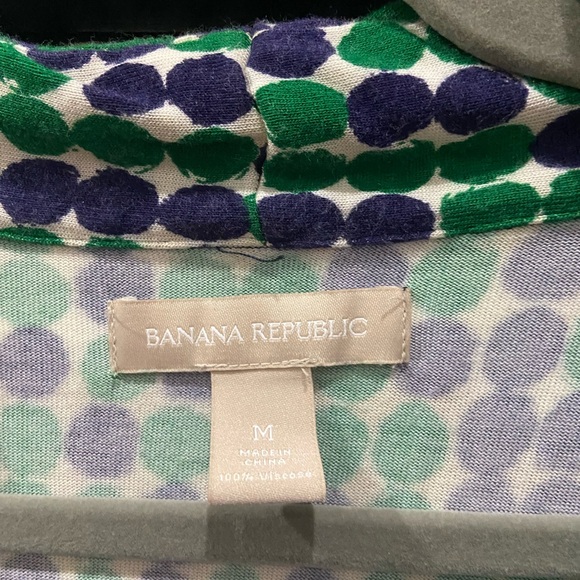 Banana Republic navy and green cap sleeve top with knot at the neckline - Picture 3 of 3